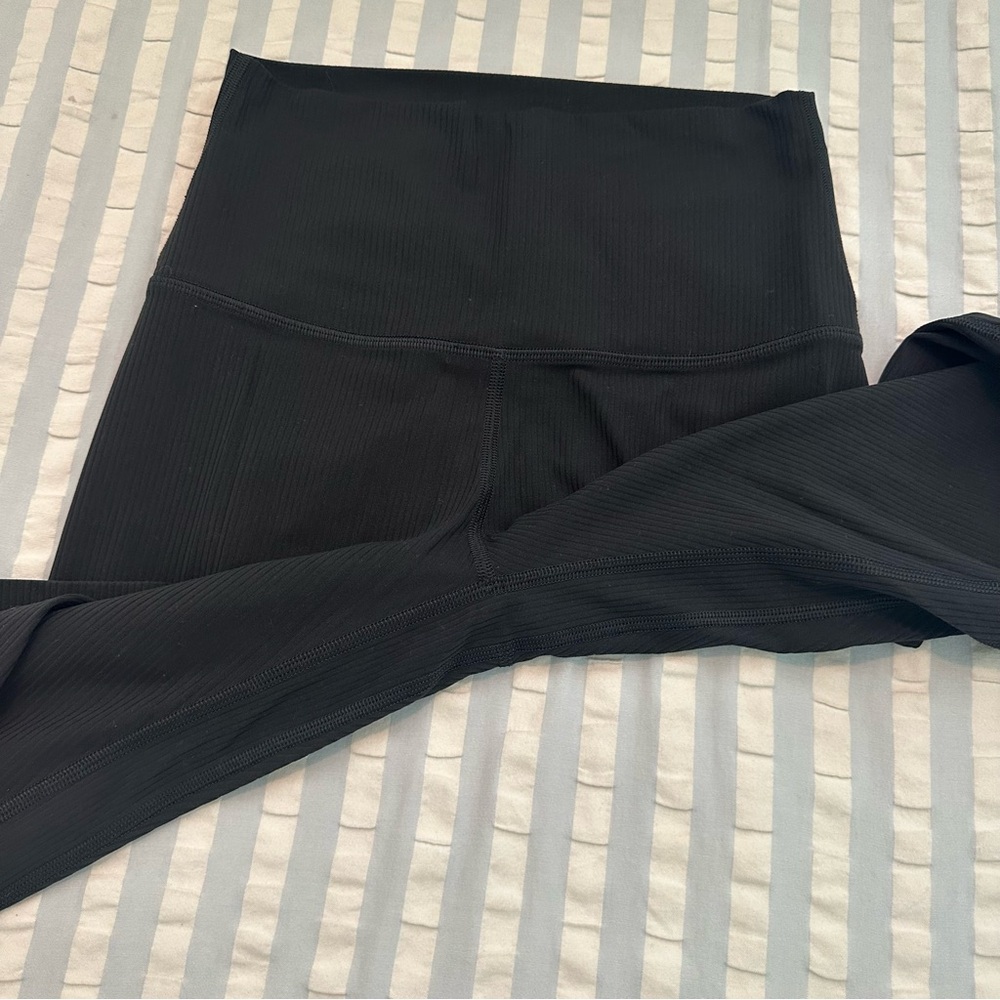 Lululemon Align Ribbed High Rise Pant 25” size 4 - Picture 4 of 5